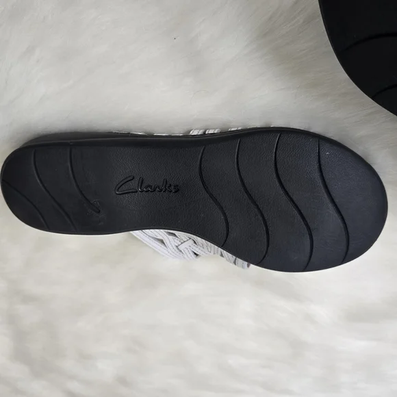 Clarks Leisa Faye Comfort Slide Sandals Women's 11 - Picture 7 of 8